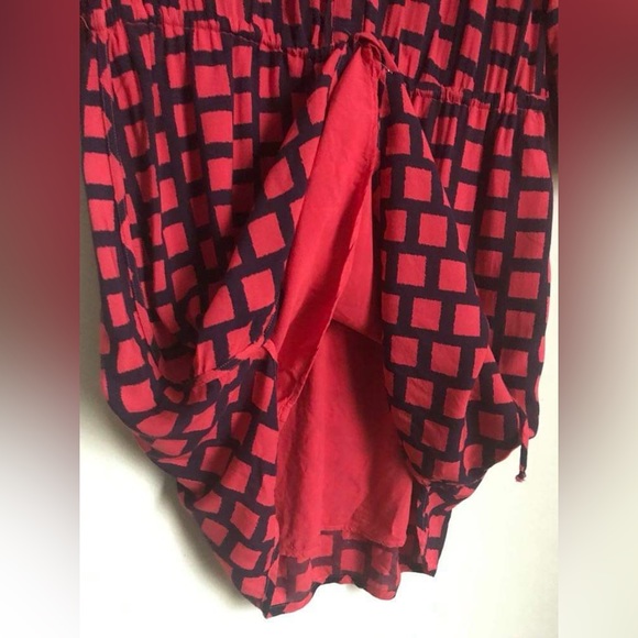 Splendid Large Dress - Picture 5 of 6